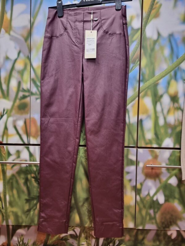 Leather Look 226T Wine Pinns