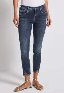 York High Waist Denim with Slits & Rivets Dark Blue Wash Street One
