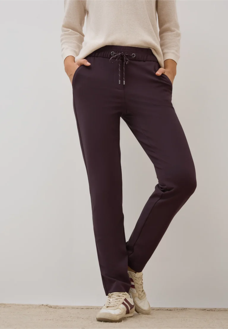 Tracey Leisure Pant Solid 30 Eggplant Red Cecil