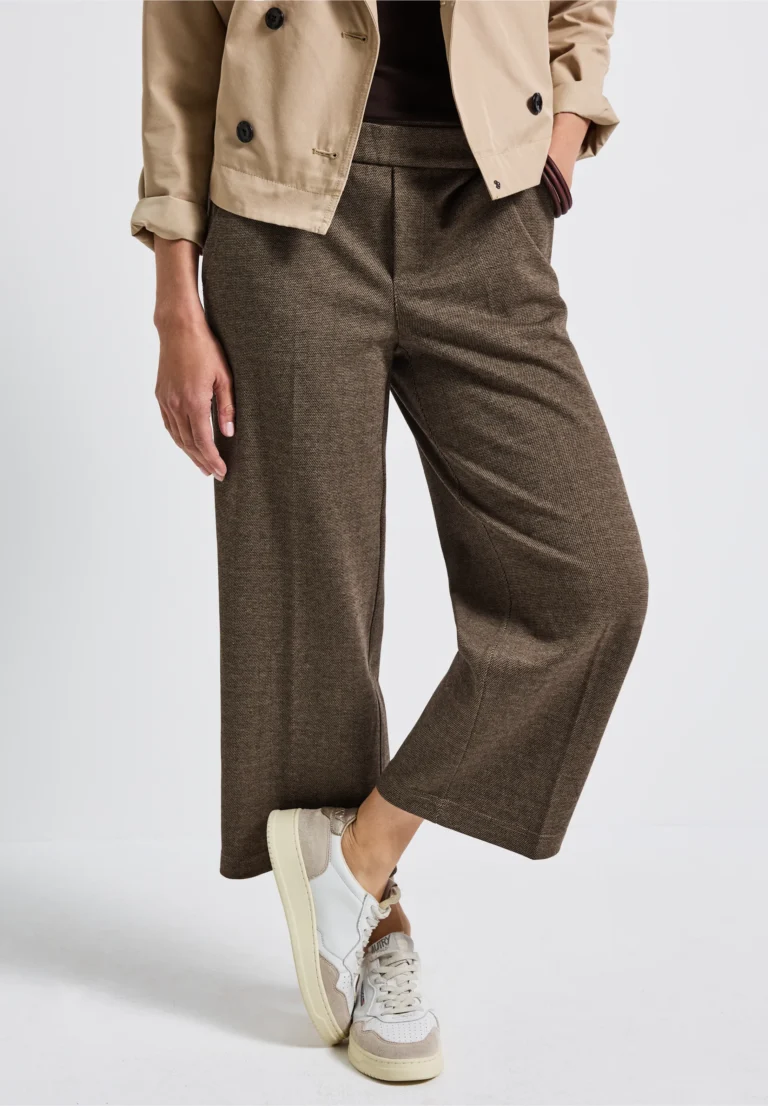 Straight Leg HW Dessin Belt Button 26 Bark Brown Street One