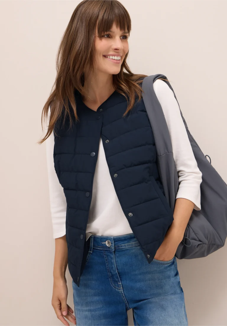 Padded Underlayer Gilet Dark Navy Blue Cecil